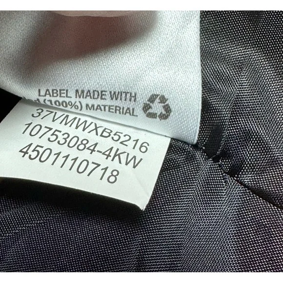 Bar III Women's Faux Double Breasted Blazer - Picture 11 of 11